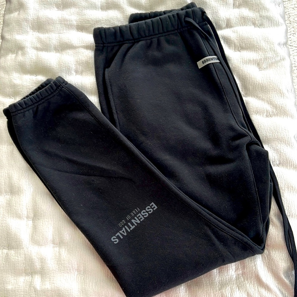 NWOT Fear of God Essentials Joggers